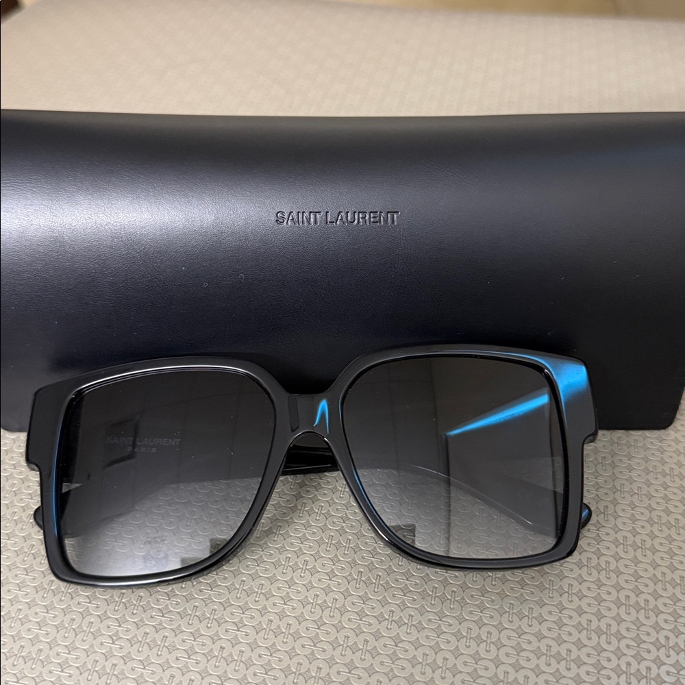 YSL Large Logo SO Black Sunglasses - Picture 2 of 6